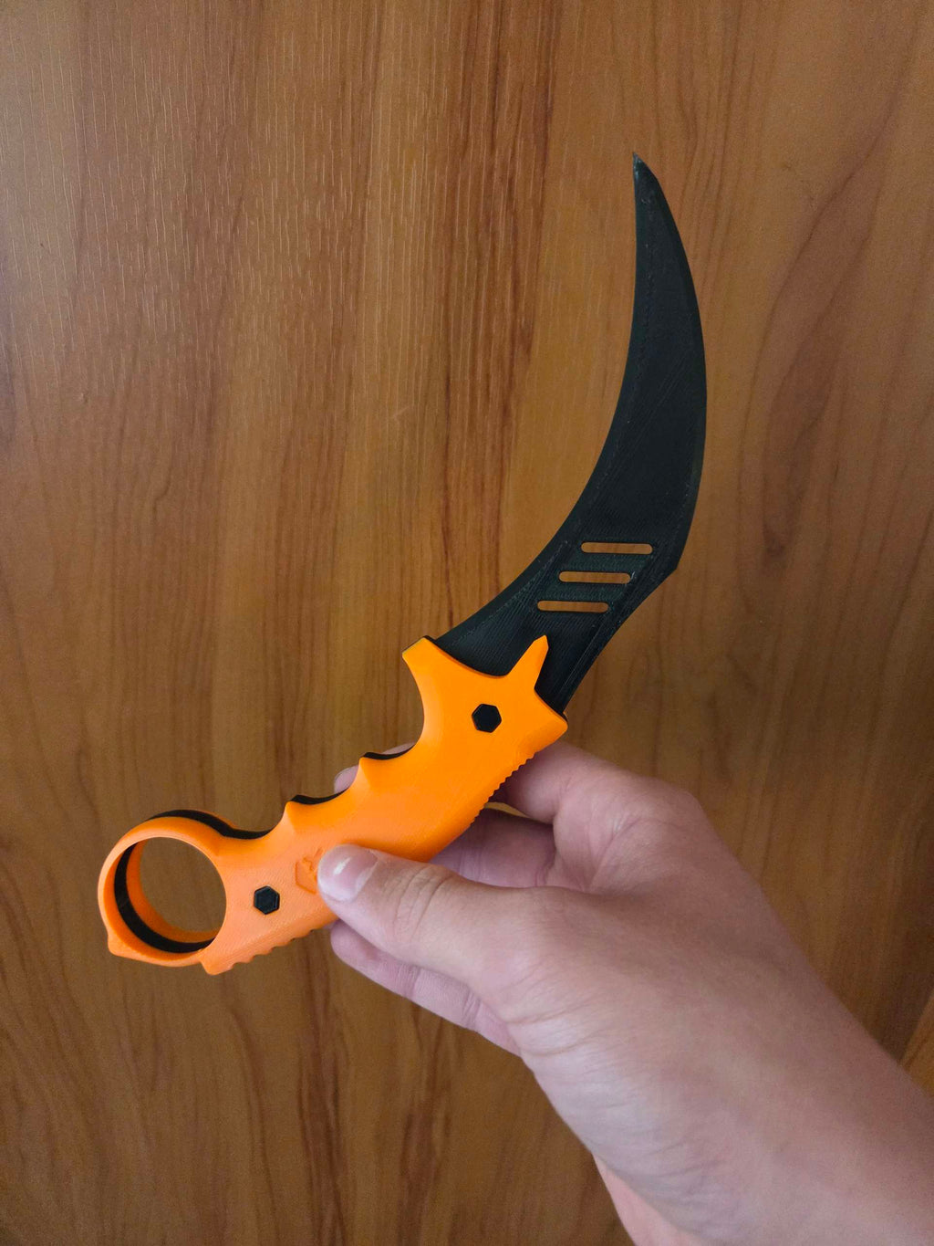 Full Tang Fidget Karambit | Rotating Gaming Desk Toy (Non-Sharp)