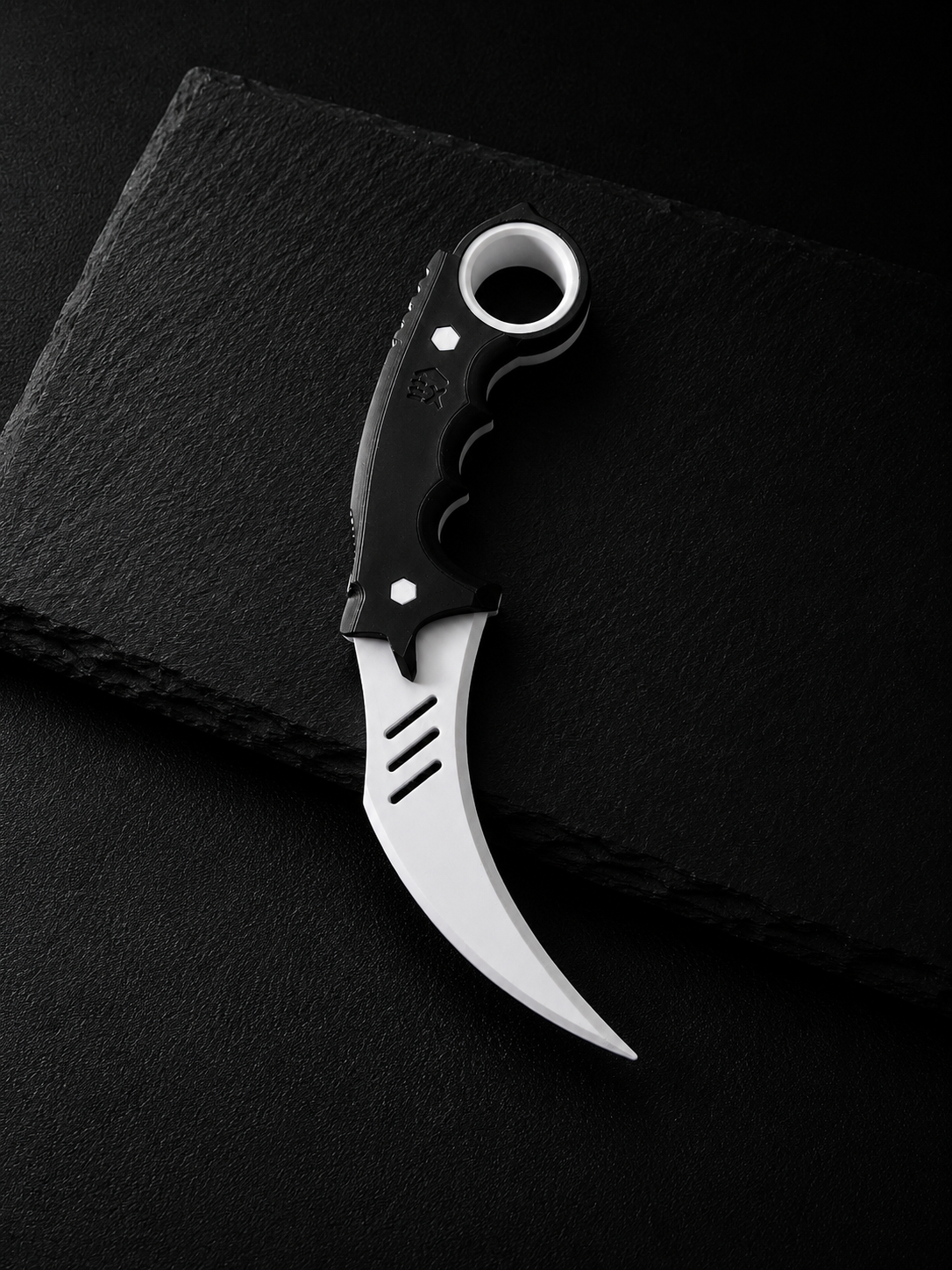 Full Tang Fidget Karambit | Rotating Gaming Desk Toy (Non-Sharp)